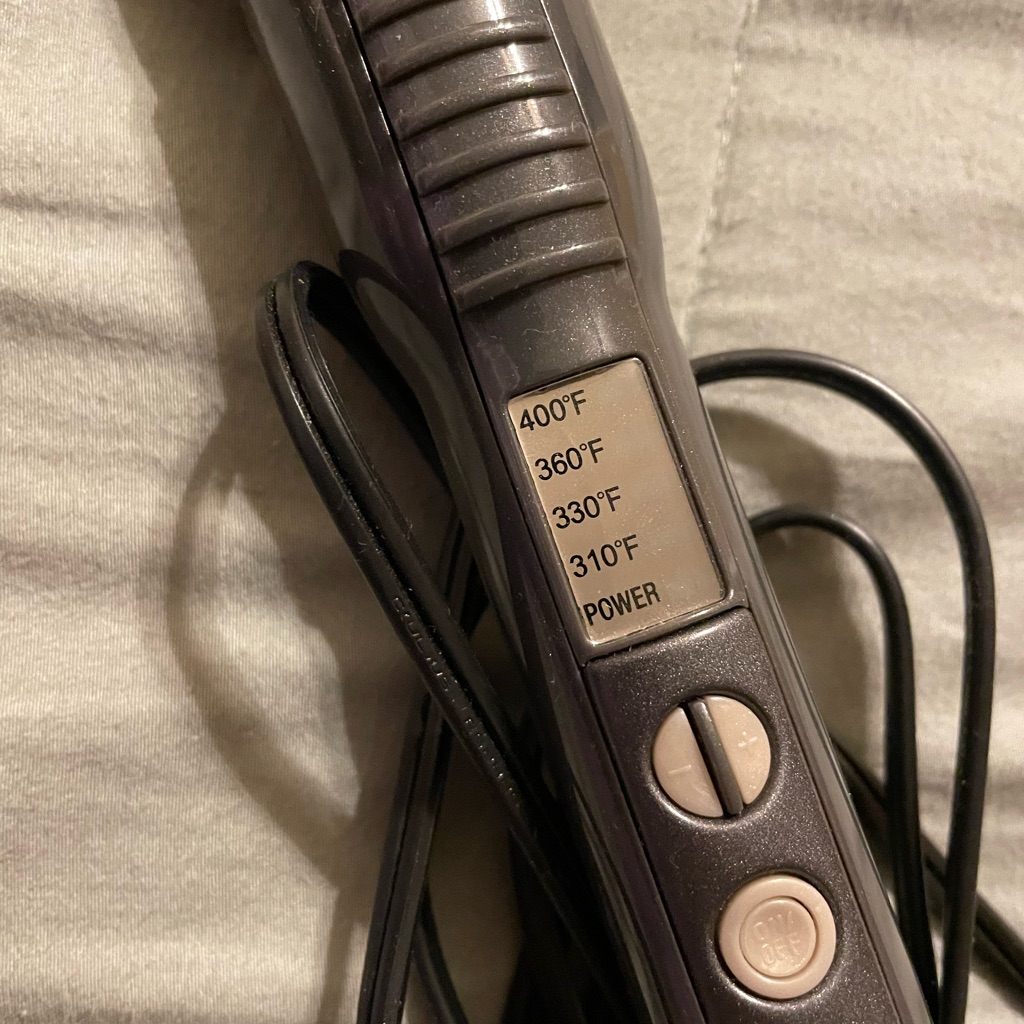 Round Curling Iron Infinity Pro By Conair